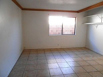 5th image of 2501 Buckthorn Cir
