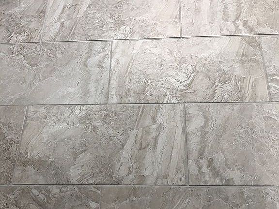 Porcelain main floor