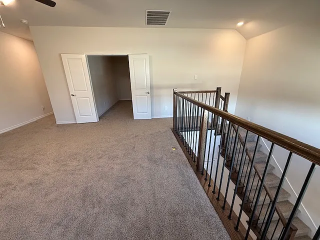 3837 Silver City Ave — Photo 11
