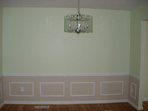 2nd image of 4543 Maxfield Dr