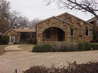1311 W Abram St, Arlington, TX 76013