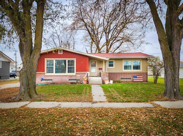 404 Pierce St, Norfolk, NE 68701