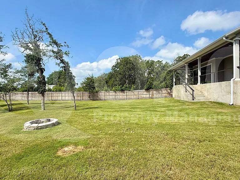 111 Tylee Cir — Photo 34