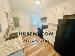 1163 Commerce Ave #1, Chesapeake, VA 23324