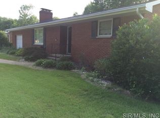 3308 Greenwood Ln, Godfrey, IL 62035