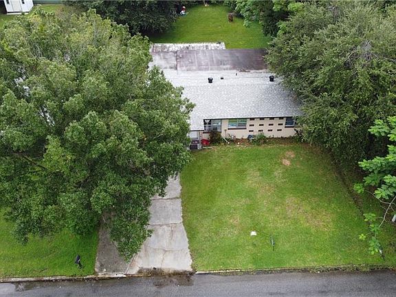 3rd image of 2511 Highland Ave