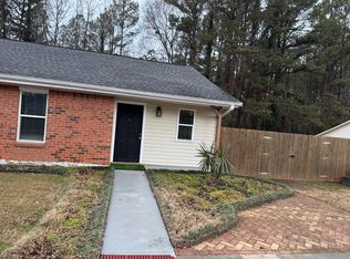 820 Stillwater Ln, Lawrenceville, GA 30044