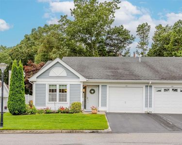 153 Glen Drive #153, Ridge, NY, 11961