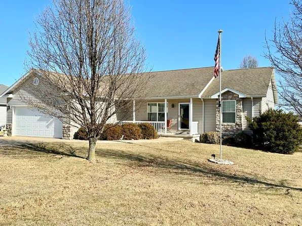 2809 Breezewood Dr, Kirksville, MO 63501