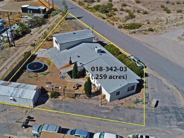 521 W Hoyt St, Beatty, NV 89003