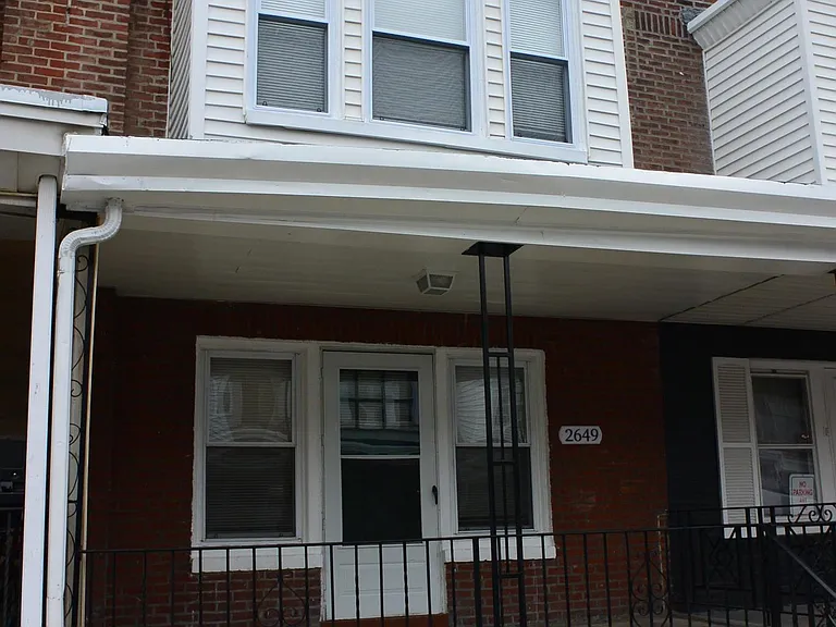 2649 S Shields St — Photo 1