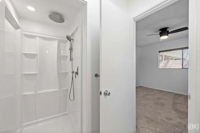 3 bed, 1625 sqft, $1,000 — Photo 4