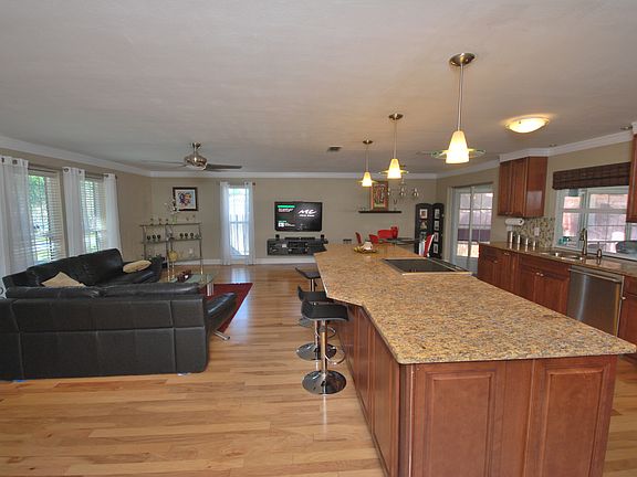 2nd image of 14709 Bay Dr