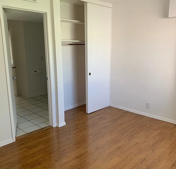 2615 W Grand Ave #A — Photo 7