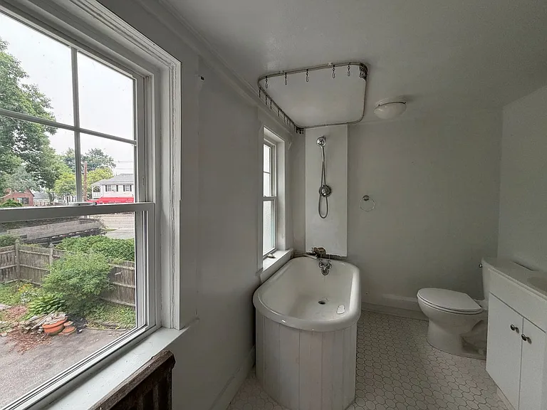 5 Blossom St — Photo 11
