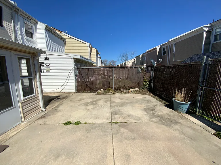 8422 Madison Pl — Photo 99