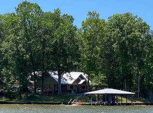 239 Lakeshore Dr, Eatonton, GA