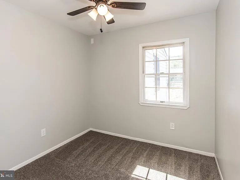 30 Primrose Ln — Photo 34