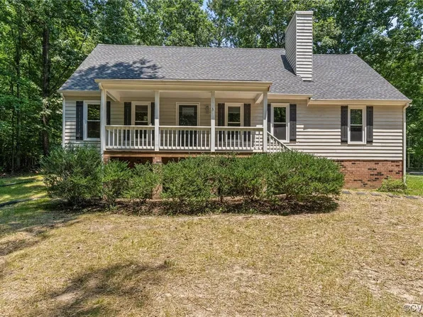 1900 Pine Creek Bluff Ct, Powhatan, VA 23139