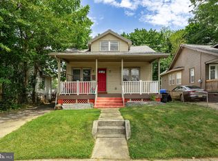 319 N Forklanding Rd, Maple Shade, NJ 08052