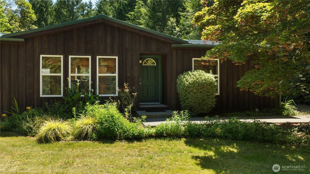 Apartment in Olalla, Kitsap - More