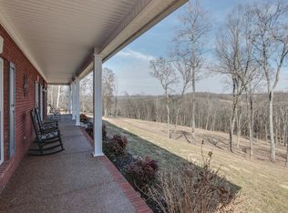 2258 Santa Fe Pike, Columbia, TN 38401