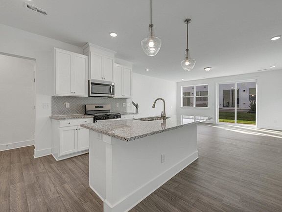 3rd image of 20 Serpens Dr #223