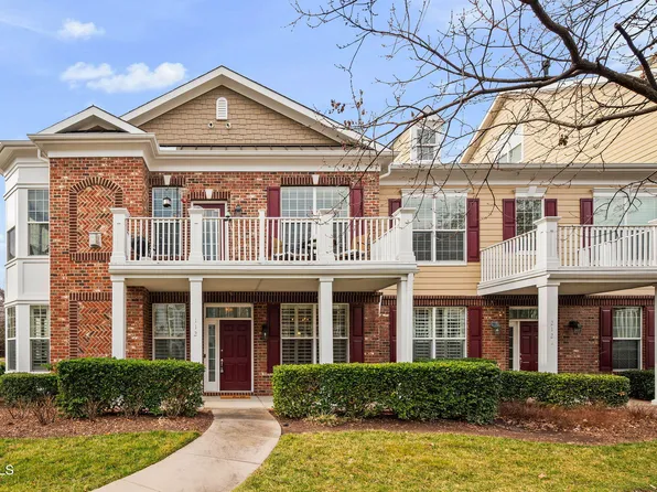 9211 Calabria Dr Unit 112, Raleigh, NC 27617