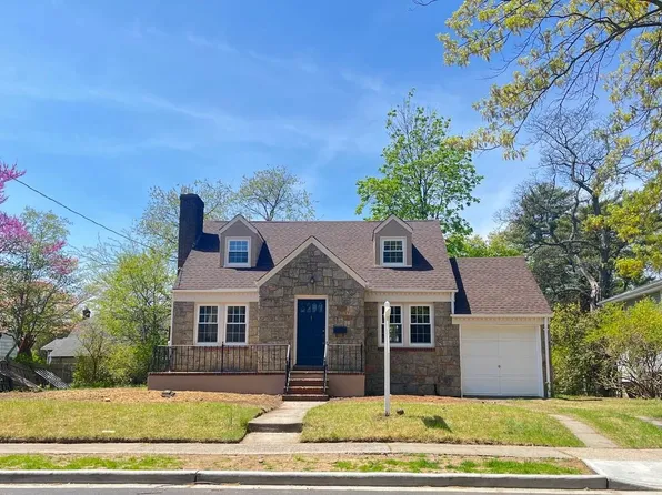 318 Hawthorne Avenue, Uniondale, NY 11553