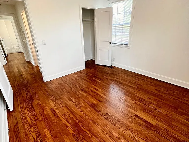 1123 Gibson Dr — Photo 15