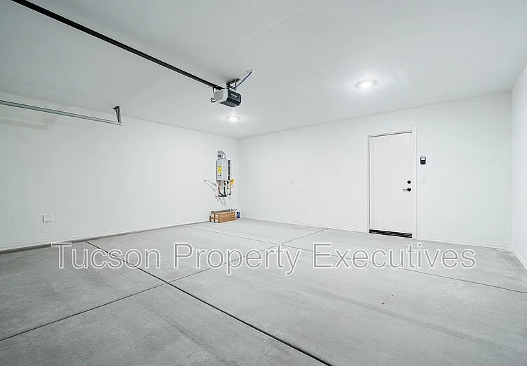 10657 S Astraia Dr — Photo 16