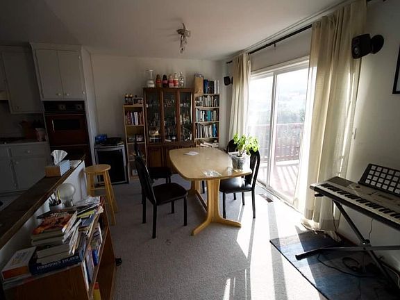 5th image of 21 Harold Ave #1