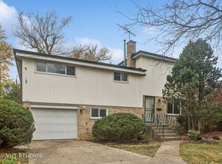 9124 Kenton Ave, Skokie, IL