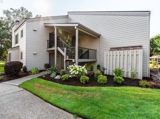 9942 SW Trapper Ter, Beaverton, OR 97008