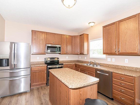 5th image of 17081 S Burntwood Way