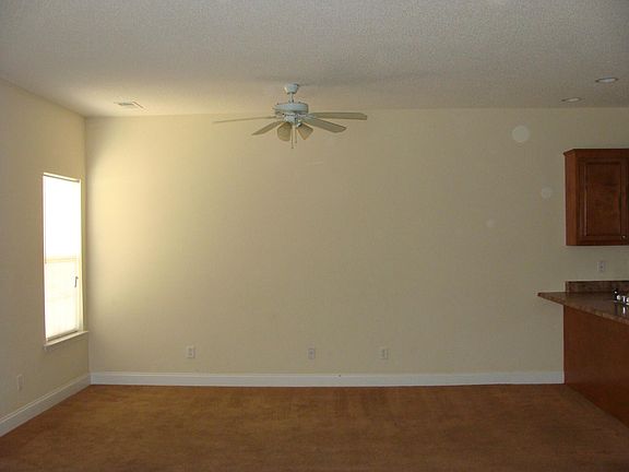 2nd image of 402 Club Villa Ct APT 4