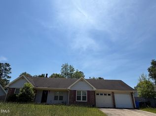 849 Santiato Dr, Fayetteville, NC 28314