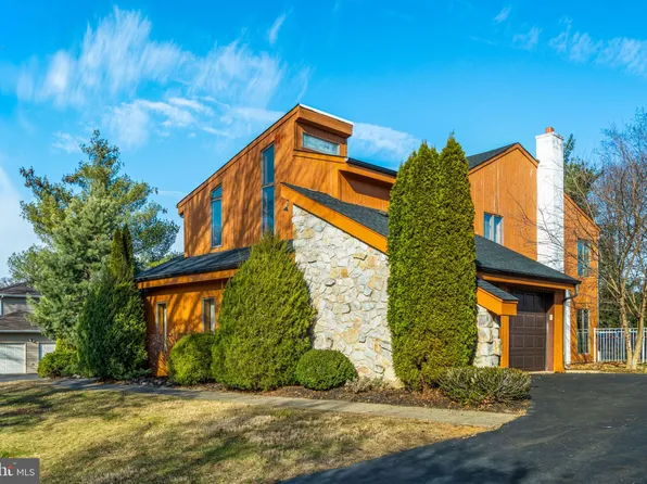 509 Long Ln, Huntingdon Valley, PA 19006