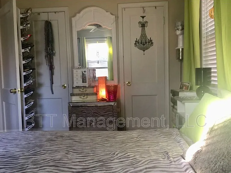 8705 Plymouth St #3 — Photo 12