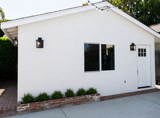 10704 Langmuir Ave, Sunland, CA 91040