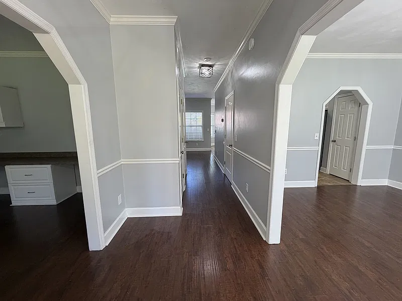 3 bed, 3.0 bath, 2012 sqft, $3,000 — Photo 4