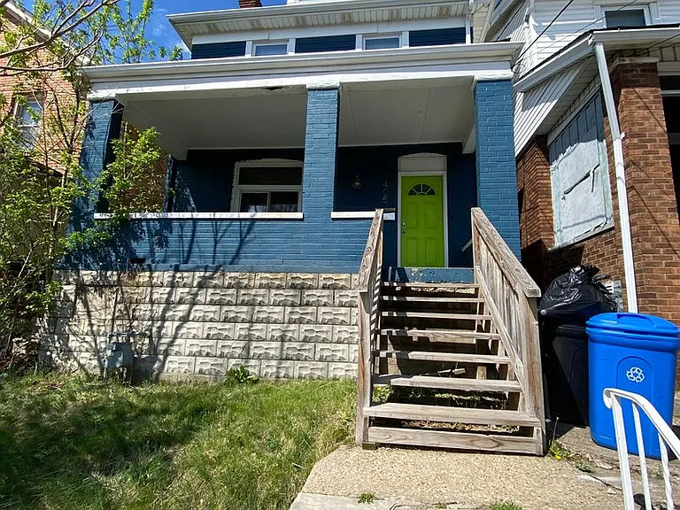 405 Edgemont St — Photo 2