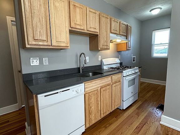 5th image of 56 Everton St APT 3