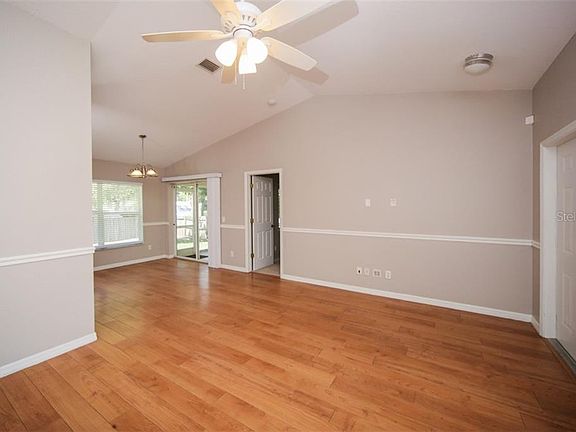 4th image of 4706 Saladino Ave