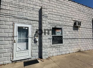 2 E Jefferson Ave, Casey, IL 62420