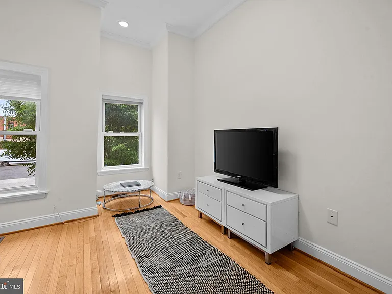 1010 W St NW — Photo 24