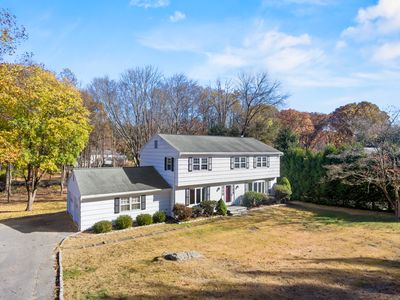 29 West Bank Lane, Stamford, CT, 06902
