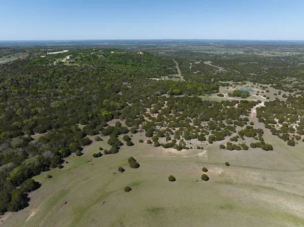 15 County Road 3270, Kempner, TX 76539