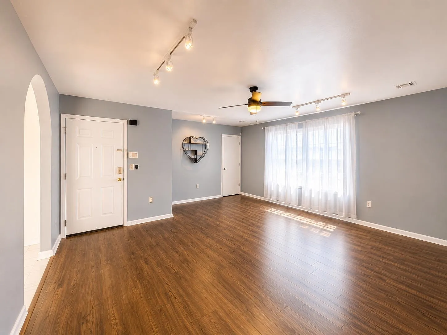 3 bed, 2.0 bath, $2,650 — Photo 4