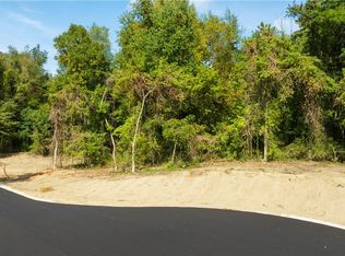 4709 Pinecrest Dr, Uniontown, OH 44685